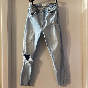 Abercrombie & Fitch Curve Love The Mom High Rise Jeans